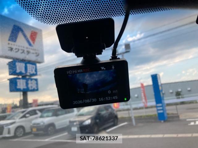 Toyota SPADE 2013-07 8661716-20