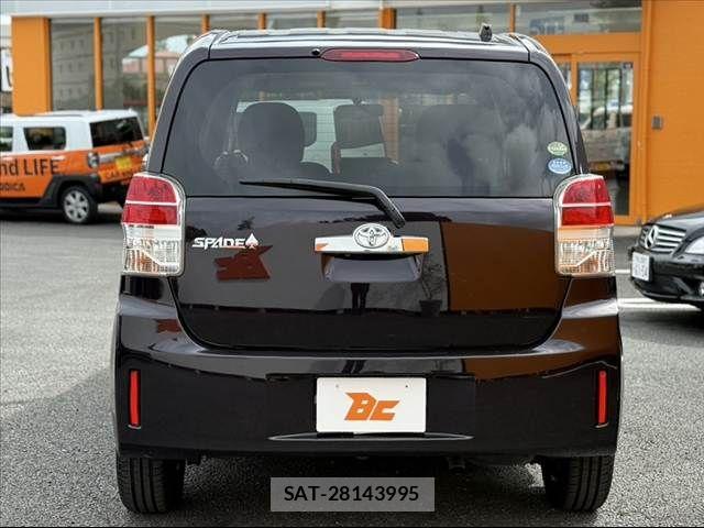Toyota SPADE 2014-05 8661713-14