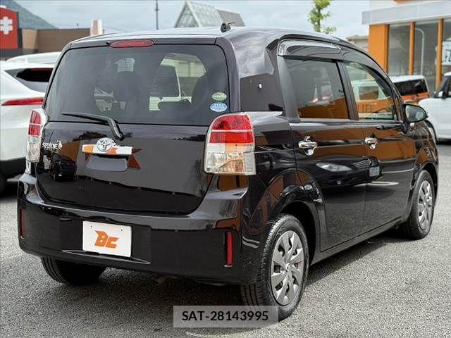Toyota SPADE 2014-05 8661713-15