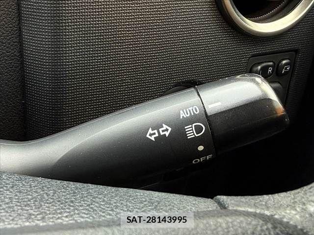 Toyota SPADE 2014-05 8661713-28