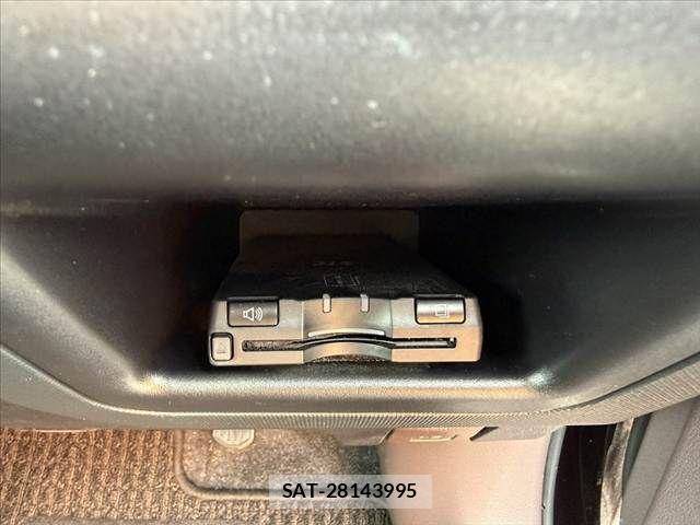 Toyota SPADE 2014-05 8661713-29