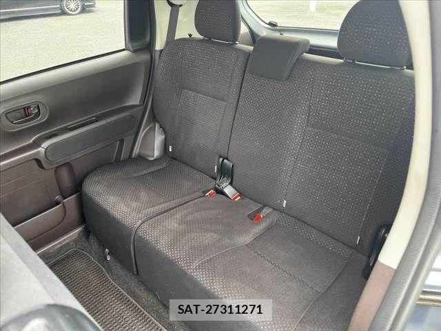 Toyota SPADE 2012-12 8661720-13