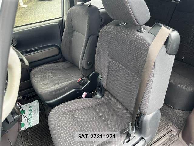 Toyota SPADE 2012-12 8661720-14