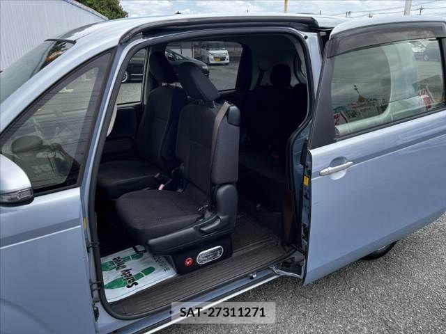 Toyota SPADE 2012-12 8661720-15