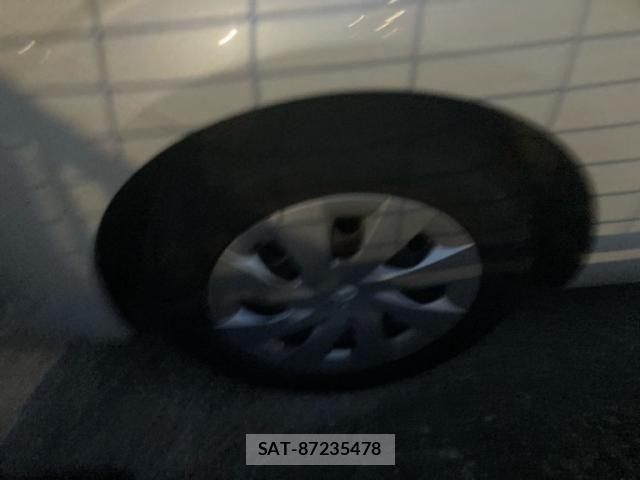 Toyota SPADE 2012-11 8686638-2
