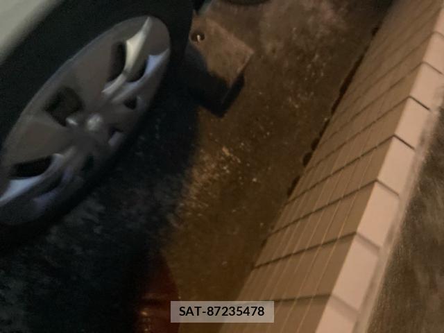 Toyota SPADE 2012-11 8686638-4