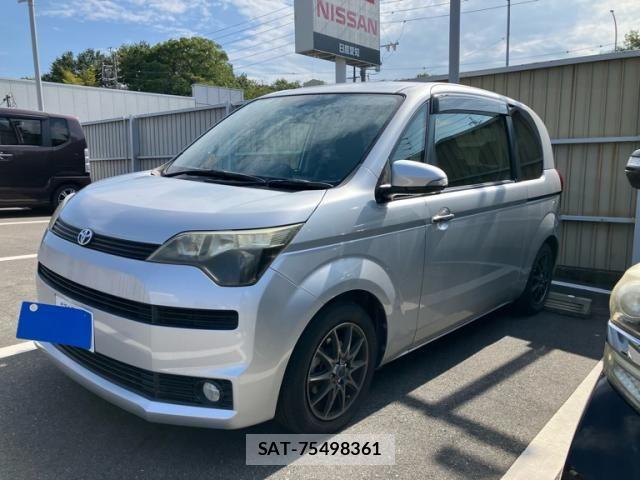 Toyota SPADE 2012-08 8686637-1