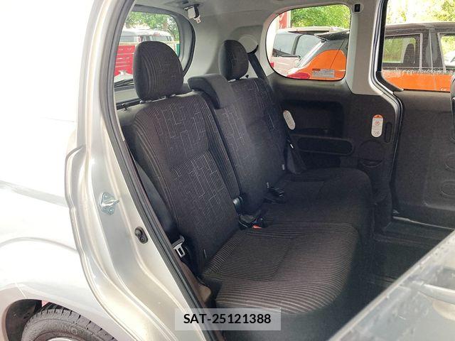 Toyota SPADE 2018-10 8746008-24