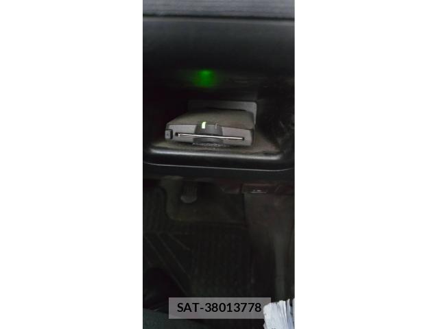 Toyota SPADE 2012-11 8744323-19