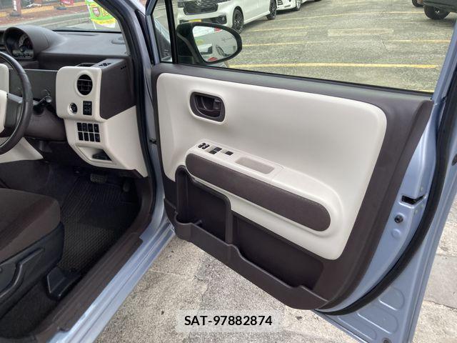 Toyota SPADE 2013-08 8746010-26