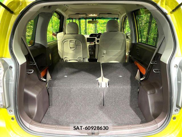 Toyota SPADE 2013-10 8782136-9