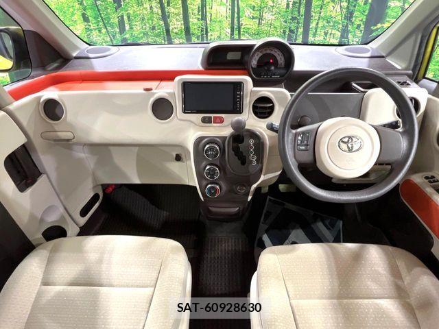 Toyota SPADE 2013-10 8782136-1