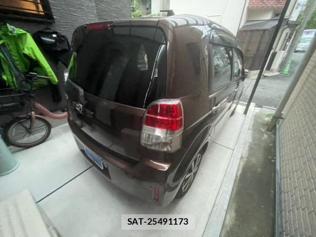 Toyota SPADE 2013-04 8782138-1