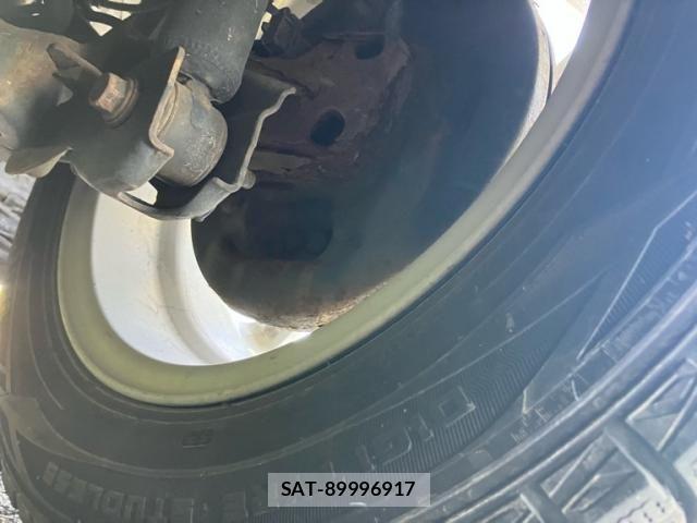 Toyota SPADE 2015-11 8782139-21