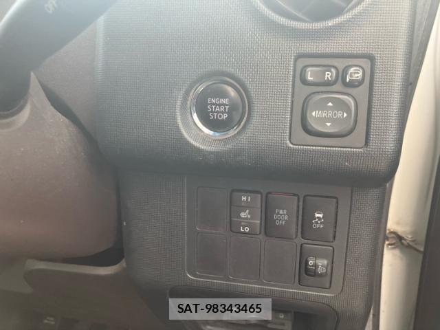 Toyota SPADE 2014-03 8831759-13