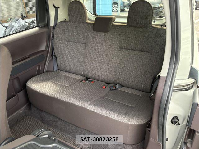 Toyota SPADE 2015-01 8831760-4