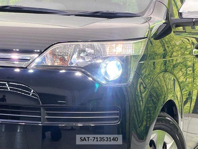 Toyota SPADE 2016-12 8831758-13