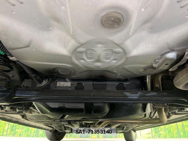Toyota SPADE 2016-12 8831758-19