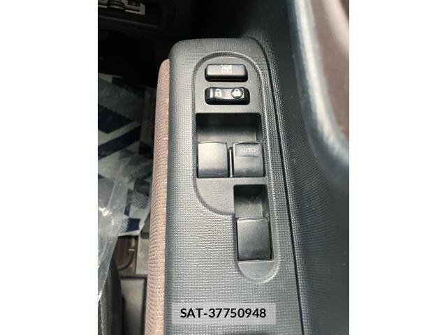 Toyota SPADE 2013-11 8850715-21