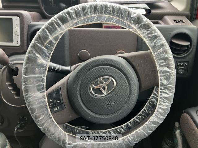 Toyota SPADE 2013-11 8850715-23
