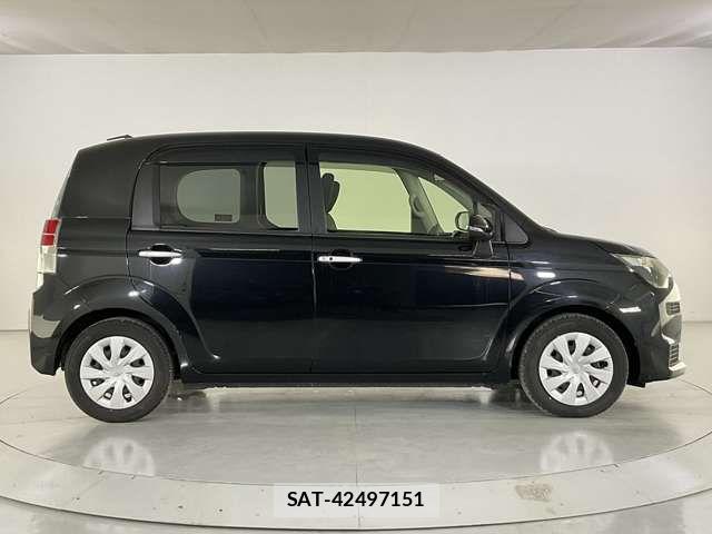 Toyota SPADE 2016-10 8850713-6