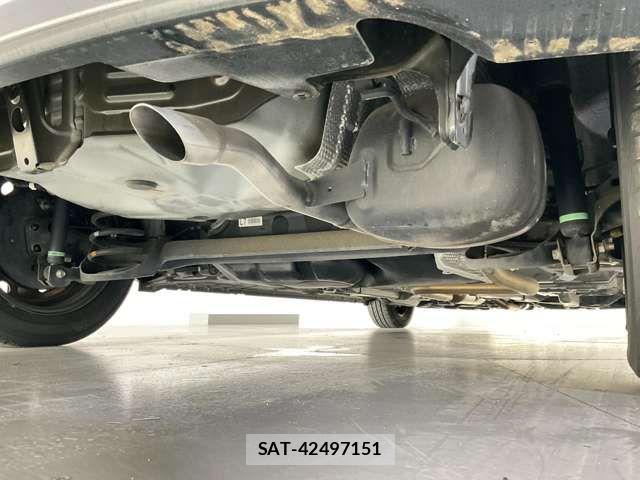 Toyota SPADE 2016-10 8850713-9