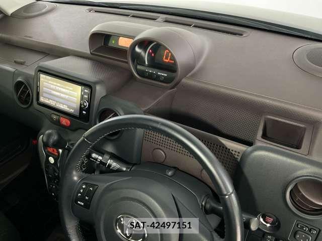 Toyota SPADE 2016-10 8850713-15