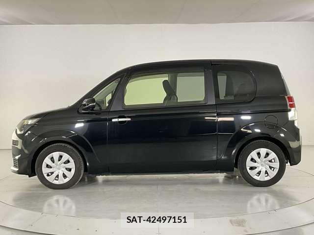 Toyota SPADE 2016-10 8850713-2
