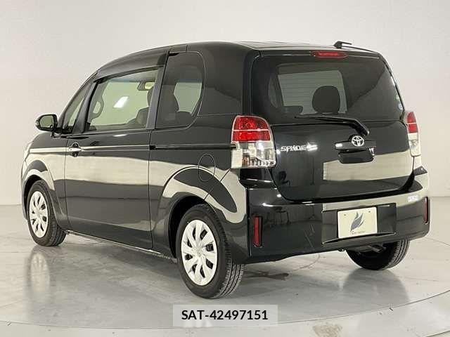 Toyota SPADE 2016-10 8850713-3