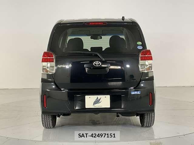 Toyota SPADE 2016-10 8850713-4