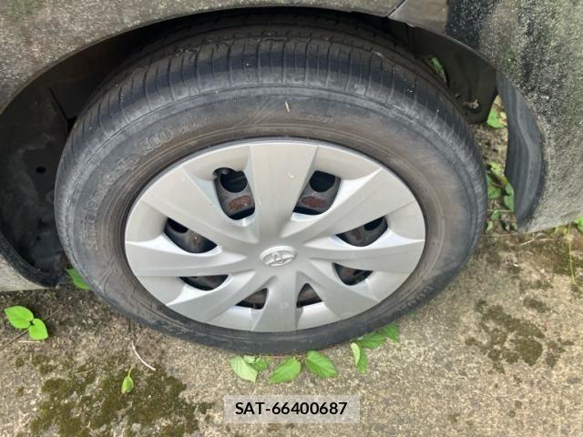 Toyota SPADE 2013-02 8872115-6
