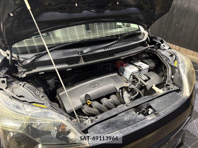 Toyota SPADE 2014-05 8882296-16