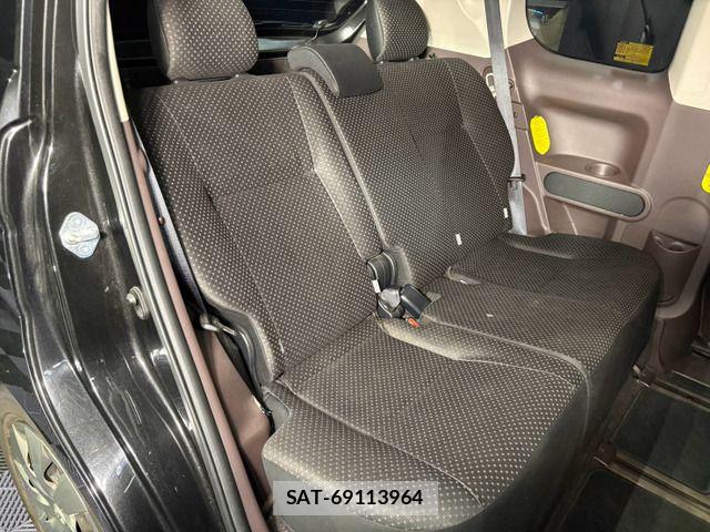 Toyota SPADE 2014-05 8882296-6