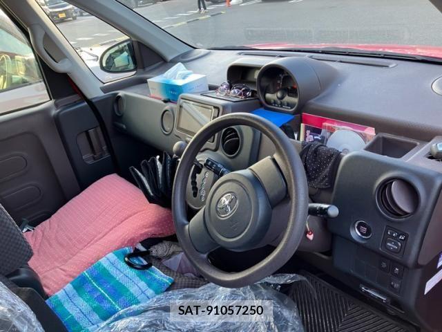 Toyota SPADE 2014-02 8882299-10