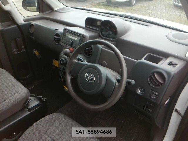 Toyota SPADE 2012-11 4602368-1