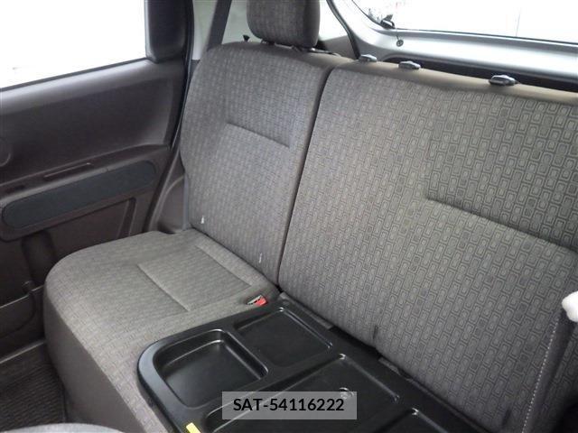 Toyota SPADE 2015-01 4758286-3