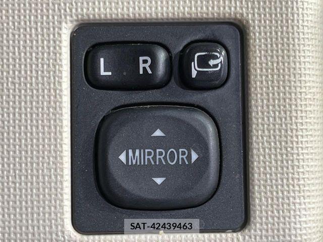 Toyota SPADE 2013-01 6642606-6