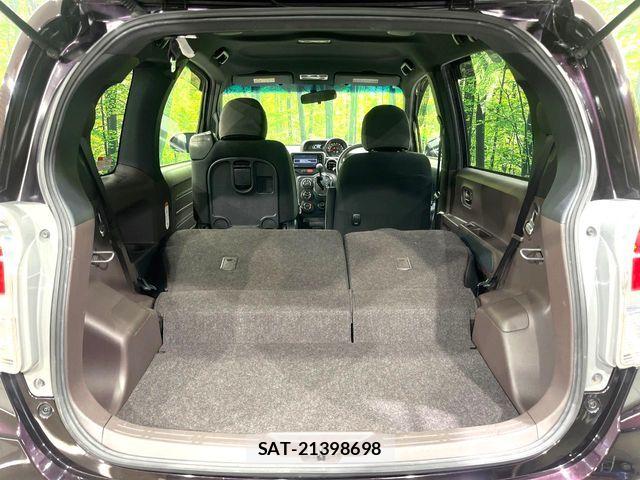 Toyota SPADE 2015-08 6678213-9