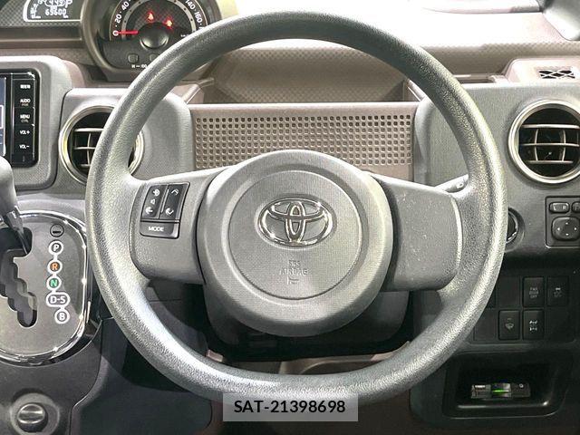 Toyota SPADE 2015-08 6678213-10