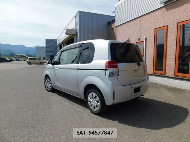 Toyota SPADE 2013-05 7060834-1