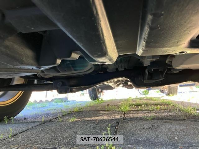 Toyota SPADE 2013-08 7225494-4