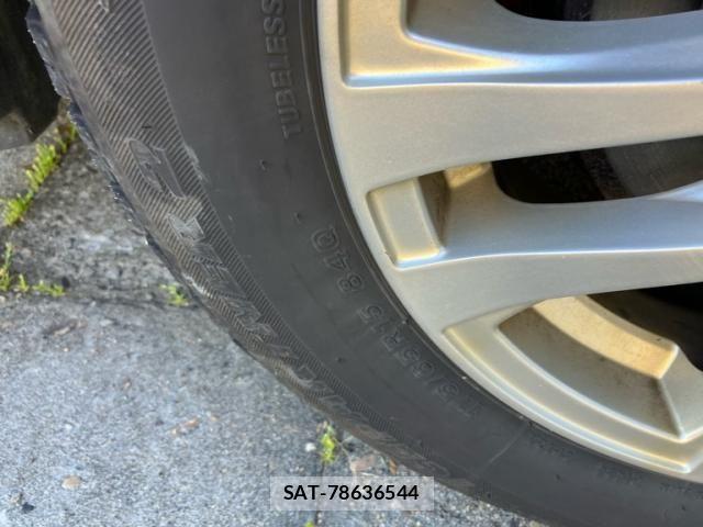 Toyota SPADE 2013-08 7225494-6