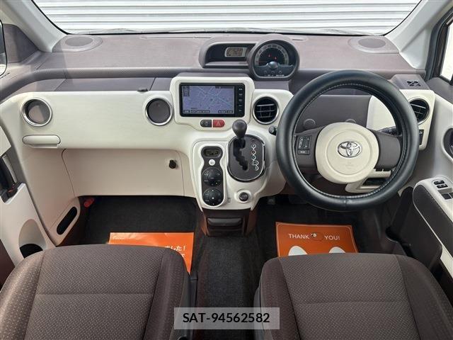 Toyota SPADE 2014-10 7252415-13