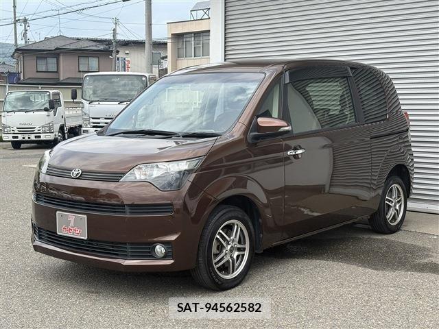 Toyota SPADE 2014-10 7252415-4