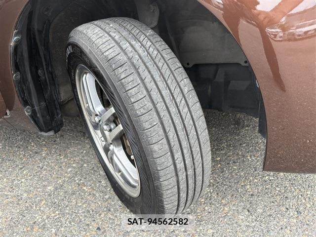 Toyota SPADE 2014-10 7252415-7
