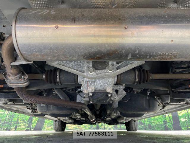 Toyota SPADE 2013-05 7359944-18