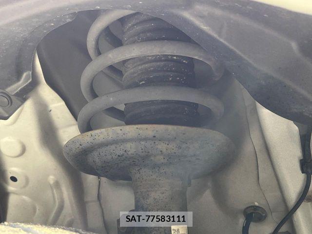 Toyota SPADE 2013-05 7359944-19