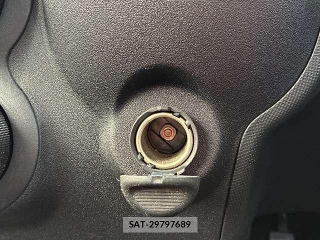 Toyota SPADE 2015-10 8246765-10
