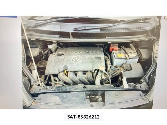 Toyota SPADE 2017-10 8563625-18