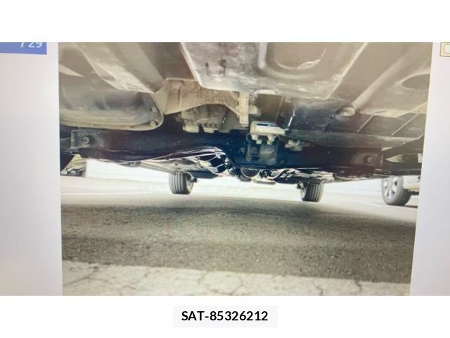 Toyota SPADE 2017-10 8563625-19